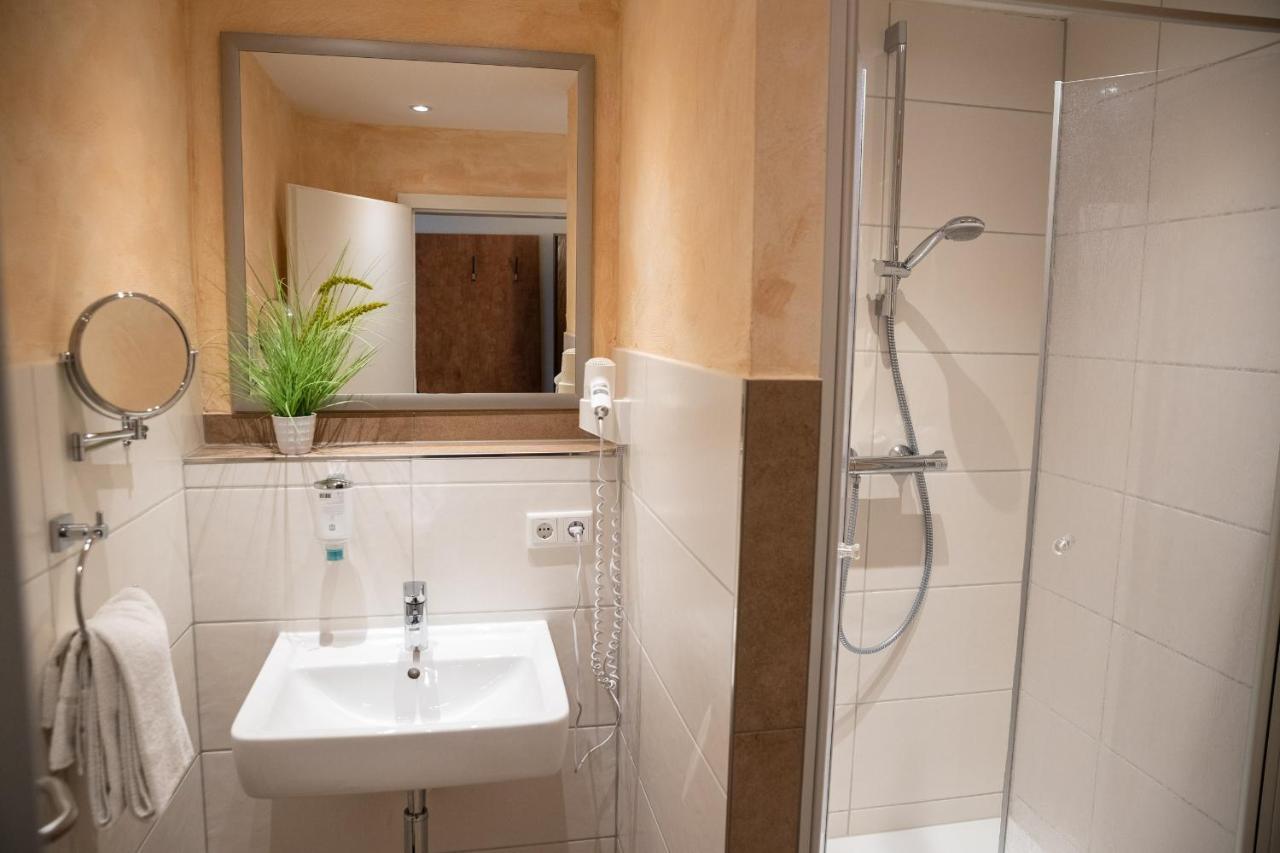 Rheinhotel Ruedesheim - Wellness ฮูเดสไฮม์ แอม ไฮน์ ภายนอก รูปภาพ