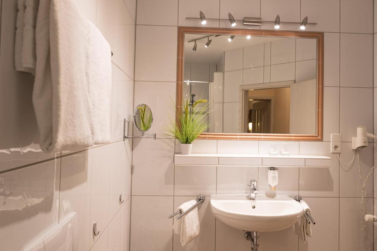 Rheinhotel Ruedesheim - Wellness ฮูเดสไฮม์ แอม ไฮน์ ภายนอก รูปภาพ